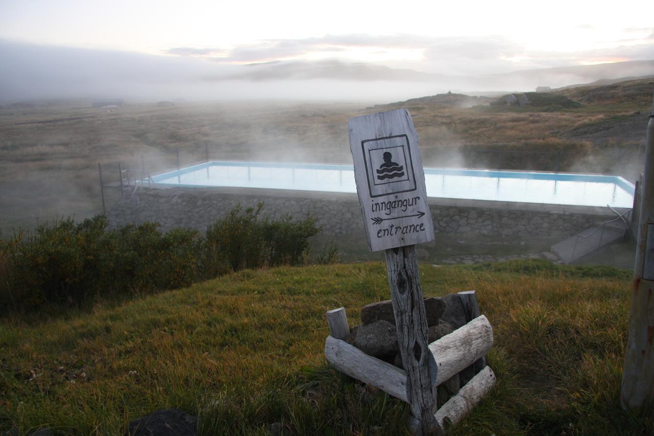 Hotel Laugarholl With Natural Hot Spring هولمافيك المظهر الخارجي الصورة